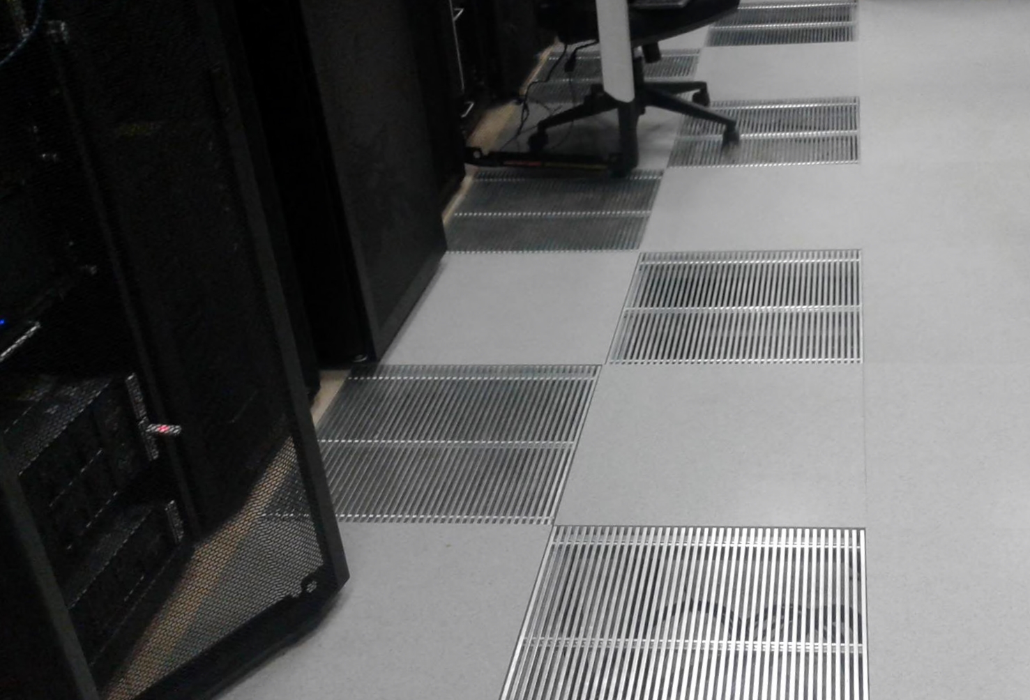 Data Center Zeminleri